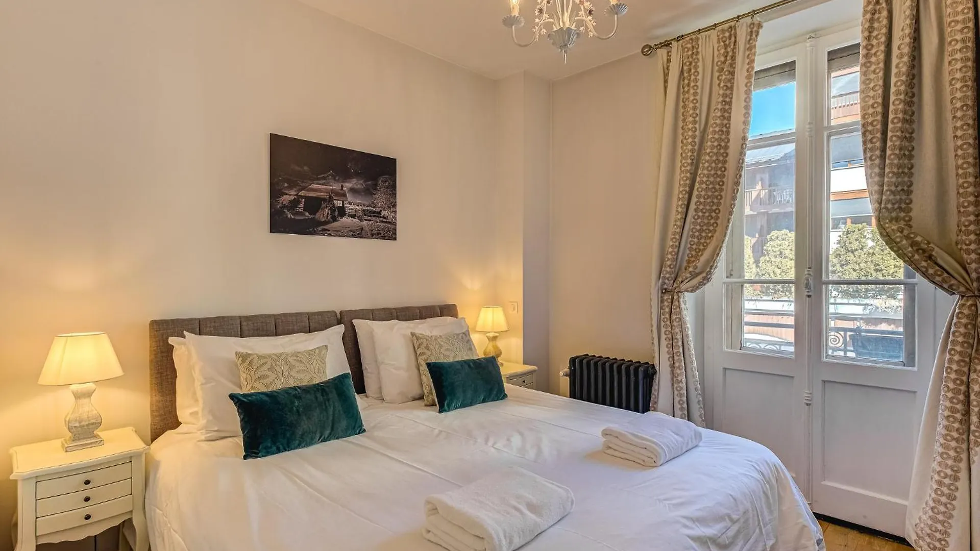 Apartment Aiguille Du Midi Central Chamonix - Alpes Travel - Sleeps 6 0*,  צרפת